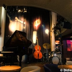 La scène (photo du site http://www.ducdeslombards.com/ )
