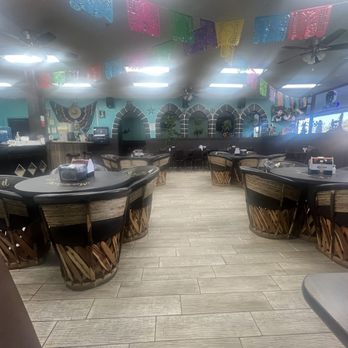 Mariscos El Diamante - Inside dining area with overflow dining in the background - Seafood Near Me - Fresno, California Mariscos El Diamante - Inside dining area with overflow dining in the background - Seafood Near Me - Fresno, California