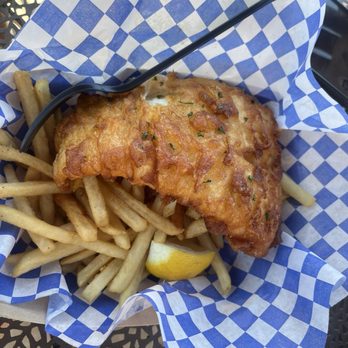 Charli's Landing - Fish and chips - American Near Me - San Diego, California Charli's Landing - Fish and chips - American Near Me - San Diego, California