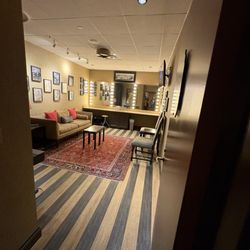 Grand Ole Opry - One of the very nice dressing rooms shown during the tour.
