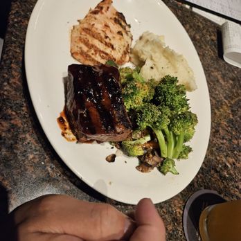 BJ's Restaurant & Brewhouse - Tri tip dinner - New American Near Me - Reno, Nevada BJ's Restaurant & Brewhouse - Tri tip dinner - New American Near Me - Reno, Nevada