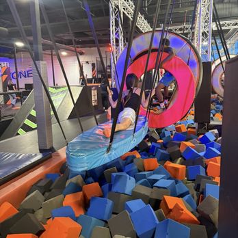 Sky Zone Trampoline Park - Ninja course - Trampoline Parks Near Me - Thousand Oaks, California Sky Zone Trampoline Park - Ninja course - Trampoline Parks Near Me - Thousand Oaks, California