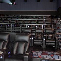 Schulman's Movie Bowl Grille - Bay City - Premium seats