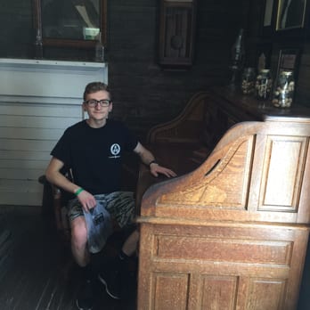 The Jack Daniel Distillery - Jack's desk. - Distilleries Near Me - Lynchburg, Tennessee