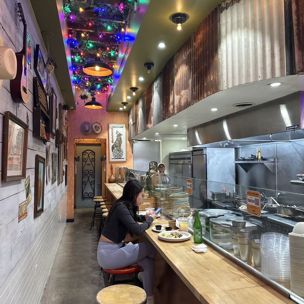 Umbrella Taco - The bar which faces the kitchen! - Tacos Near Me - West Hollywood, California Umbrella Taco - The bar which faces the kitchen! - Tacos Near Me - West Hollywood, California