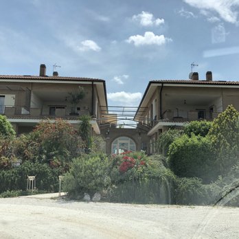 Le Nicchie - The entrance, front of the building - Guest Houses Near Me - Lucera, FG