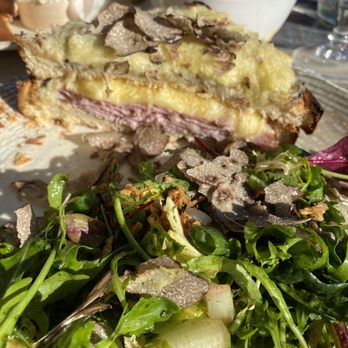 Le Lunel - Mediterranean Near Me - Nice, 06