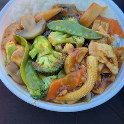 Chen's Garden - Chicken with garlic sauce with white rice