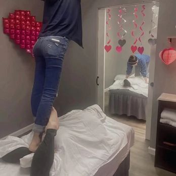 Adu Massage & Spa - Couples massage in adjacent rooms - Massage Near Me - Edmond, Oklahoma Adu Massage & Spa - Couples massage in adjacent rooms - Massage Near Me - Edmond, Oklahoma