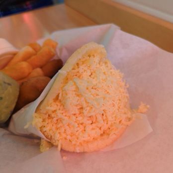 Bienmesabe - Arepa de queso - Venezuelan Near Me - Chicago, Illinois