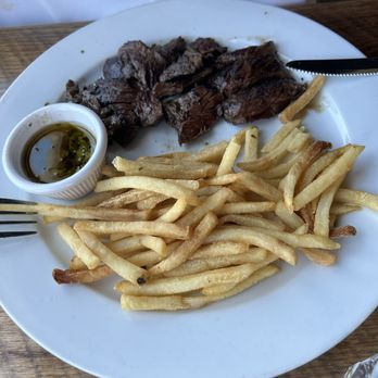 The Sunset Restaurant - Grilled Skirt Steak - New American Near Me - Malibu, California The Sunset Restaurant - Grilled Skirt Steak - New American Near Me - Malibu, California