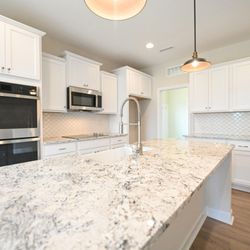 Southern Carpet & Interiors of Fayetteville - Kitchen Back Splash