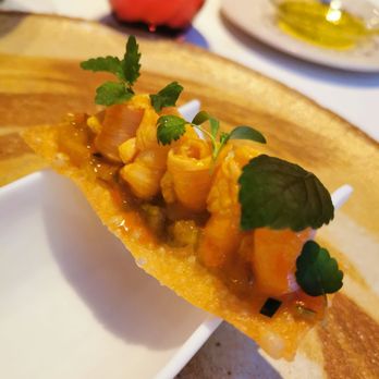 Santceloni - Chicken on a crisp - Signature Cuisine Near Me - Madrid, M