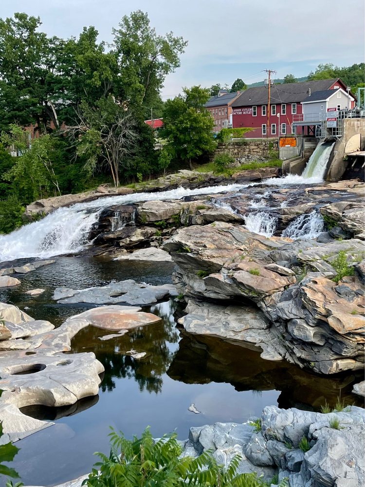 SALMON FALLS Updated September 2024 15 Photos Deerfield Ave, Shelburne Falls