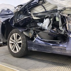 Lux Auto Body