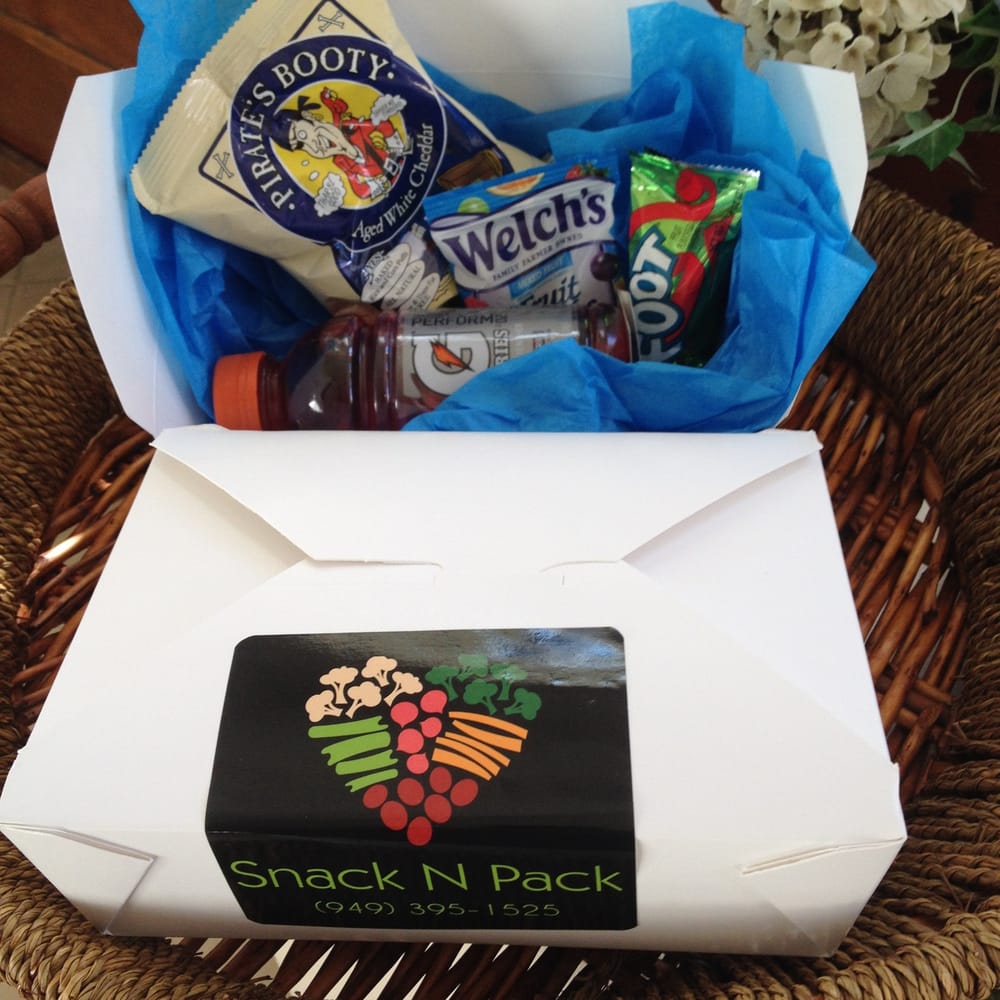 Snack N Pack Logo