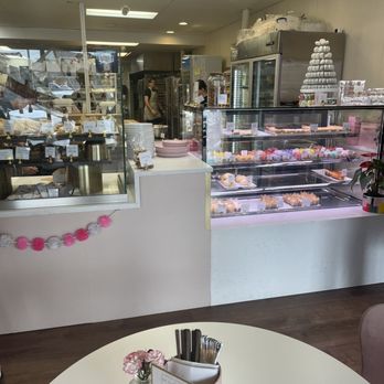 Kate Smith Soiree - Bakeries Near Me - Overland Park, Kansas