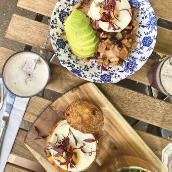 maman - Papa's Papa's Breakfast Bowl and Rabbit Hole - Bakeries Near Me - New York, New York maman - Papa's Papa's Breakfast Bowl and Rabbit Hole - Bakeries Near Me - New York, New York