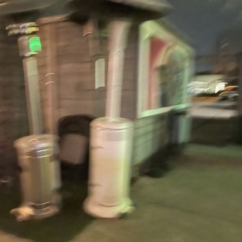 The Ivy Tavern - Dive Bars Near Me - Dallas, Texas