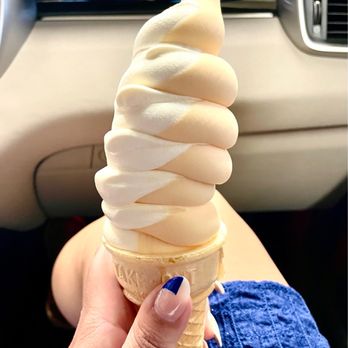 Meadowlark Dairy - Vanilla-Orange Swirl! - Ice Cream & Frozen Yogurt Near Me - Pleasanton, California Meadowlark Dairy - Vanilla-Orange Swirl! - Ice Cream & Frozen Yogurt Near Me - Pleasanton, California