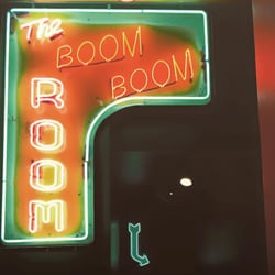Open until 3AM Friday and Saturday!!