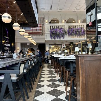 Flore Cafe - Bar sooo pretty - Thai Near Me - Tysons, Virginia