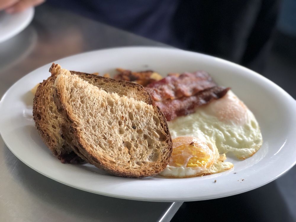 SNORKELS CAFE & BISTRO with photos Updated August 2024 14 Photos