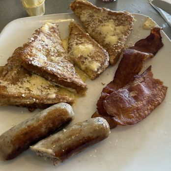 CJ's Corner - French Toast, Bacon, Sausage - American Near Me - Shelton, Washington CJ's Corner - French Toast, Bacon, Sausage - American Near Me - Shelton, Washington