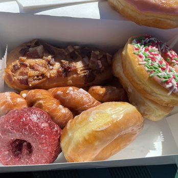 Master Homemade Donuts - Yummy deliciousness - Donuts Near Me - Seekonk, Massachusetts