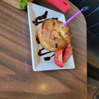 Main Street Bistro - birthday surprise - Breakfast & Brunch Near Me - Hendersonville, Tennessee Main Street Bistro - birthday surprise - Breakfast & Brunch Near Me - Hendersonville, Tennessee