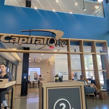 Capital One Café - Cute little Seagull in the " O" - Banks & Credit Unions Near Me - Santa Monica, California