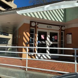 Wellstar Medical Specialists - Front door