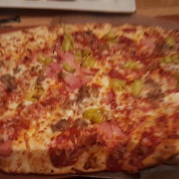 BJ's Restaurant & Brewhouse - Pizza Near Me - Cedar Park, Texas