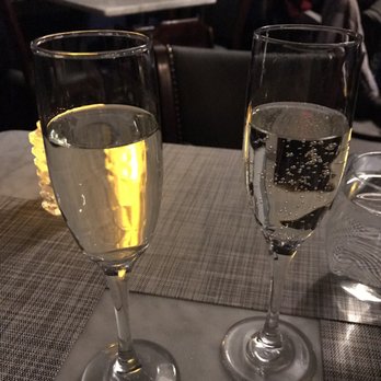 Gatsby's Landing - Free Prosecco for our anniversary - New American Near Me - Roslyn, New York Gatsby's Landing - Free Prosecco for our anniversary - New American Near Me - Roslyn, New York