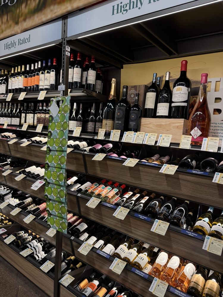 Total Wine & More Logo