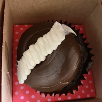 Smallcakes - Chocolate Cream - Cupcakes Near Me - Charlotte, North Carolina