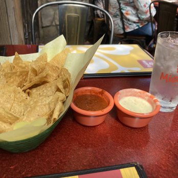 Miguel's Cocina - Chips / salsa / queso - Mexican Near Me - Coronado, California