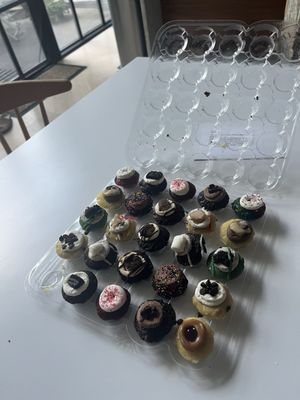 Baked by Melissa by null