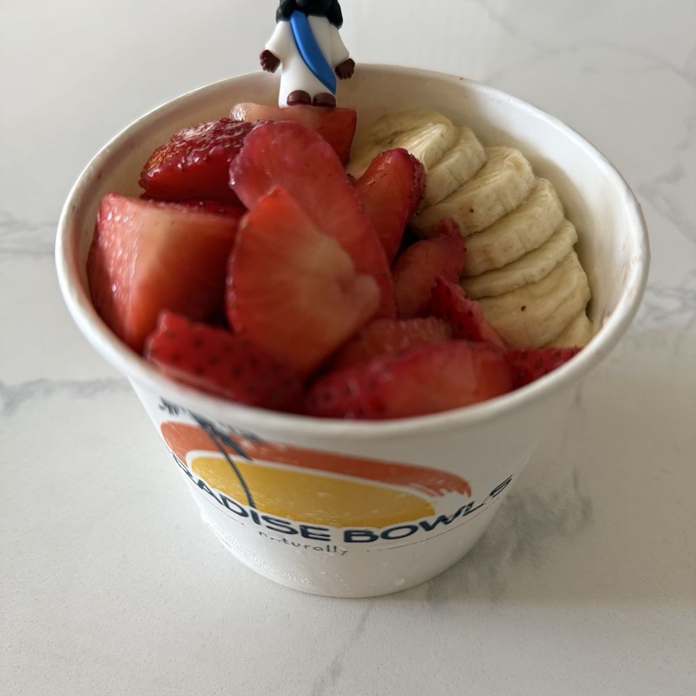 Paradise Bowls - Small Razz Party - Juice Bars & Smoothies Near Me - Manhattan Beach, California Paradise Bowls - Small Razz Party - Juice Bars & Smoothies Near Me - Manhattan Beach, California