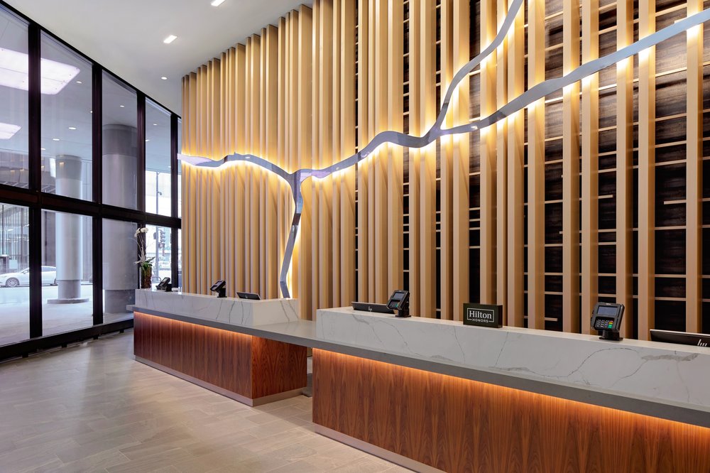 DoubleTree by Hilton Hotel Chicago - Magnificent Mile