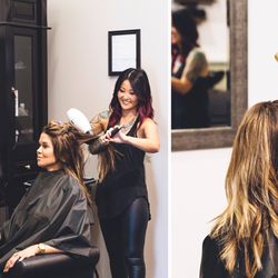 Symbols Spa'lon - Sarah in action