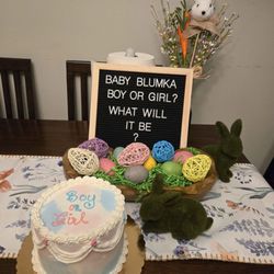 Dulces Delicias Bakery - The custom cake they made me!