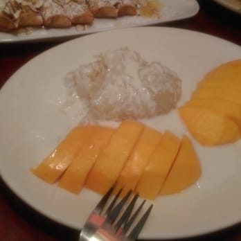 Bangkok Basil - Mango and sticky rice. Yum! - Thai Near Me - Redmond, Washington