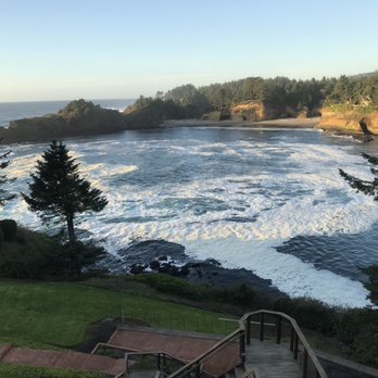 Restaurant Beck - The view - New American Near Me - Depoe Bay, Oregon Restaurant Beck - The view - New American Near Me - Depoe Bay, Oregon
