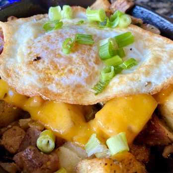 Topgolf - Brisket Hash - Golf Near Me - Fishers, Indiana Topgolf - Brisket Hash - Golf Near Me - Fishers, Indiana