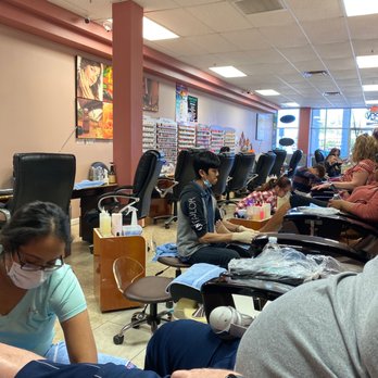 Beautiful Cuticle Nail Salon - Many chairs - Nail Salons Near Me - Jacksonville, Florida Beautiful Cuticle Nail Salon - Many chairs - Nail Salons Near Me - Jacksonville, Florida