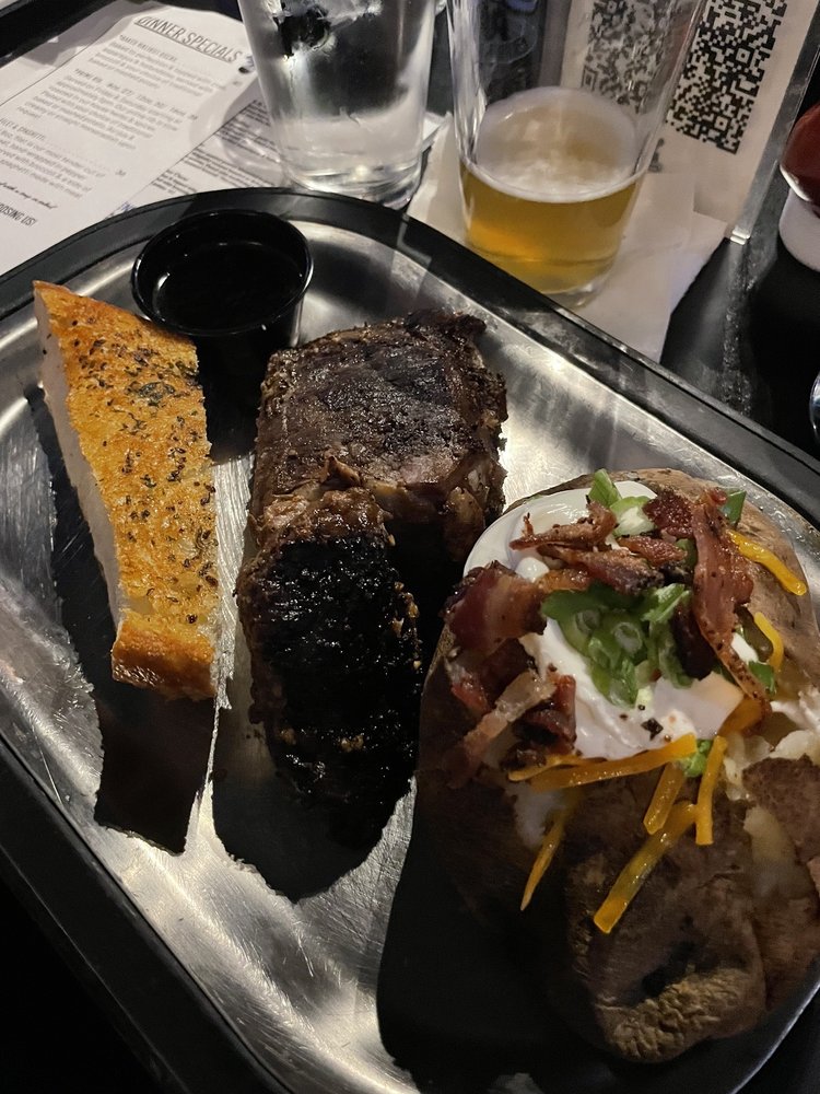 Billy Blues Bar and Grill