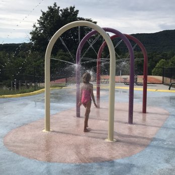 Yogi Bear's Jellystone Park - Splash park - Campgrounds Near Me - Natural Bridge Station, Virginia