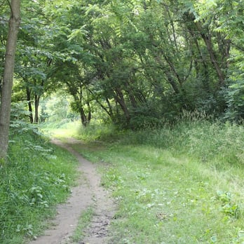 Fox River Bluff Dog Park - Dog Parks Near Me - St. Charles, Illinois