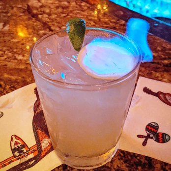 El Compadre Restaurant of Hollywood - Flaming Margarita!! - Mexican Near Me - Los Angeles, California El Compadre Restaurant of Hollywood - Flaming Margarita!! - Mexican Near Me - Los Angeles, California